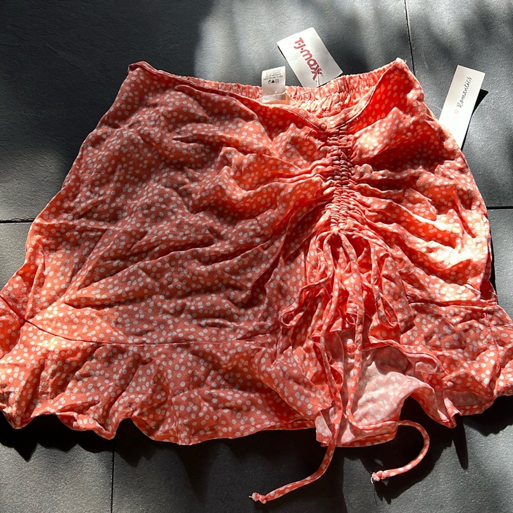 Peachy polka dot skirt